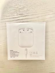 苹果耳机airpods2代，年会抽到的，没拆封